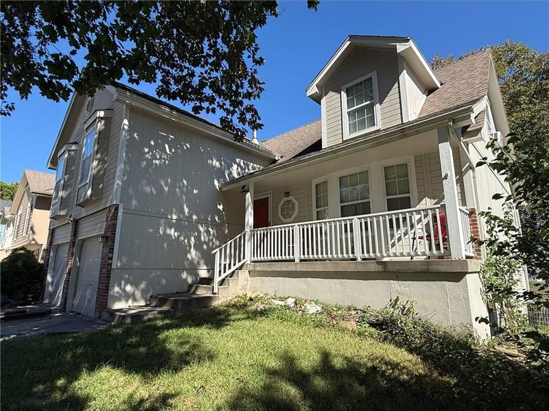3325 S Sioux Ct, Independence, MO 64057