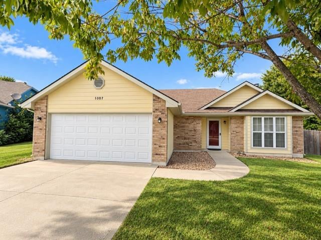 1007 Chelsea Ct, Warrensburg, MO 64093