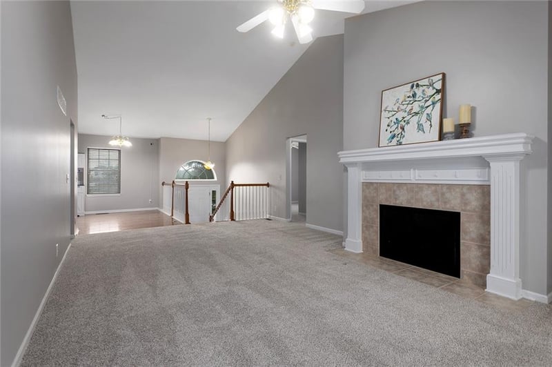 625 Midjay Dr, Liberty, MO 64068