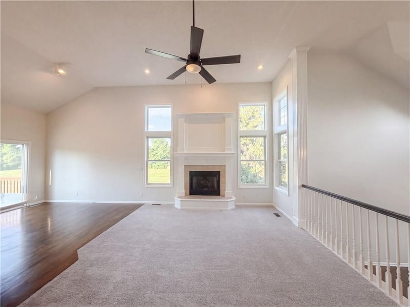 7825 W 143rd Pl, Overland Park, KS 66223