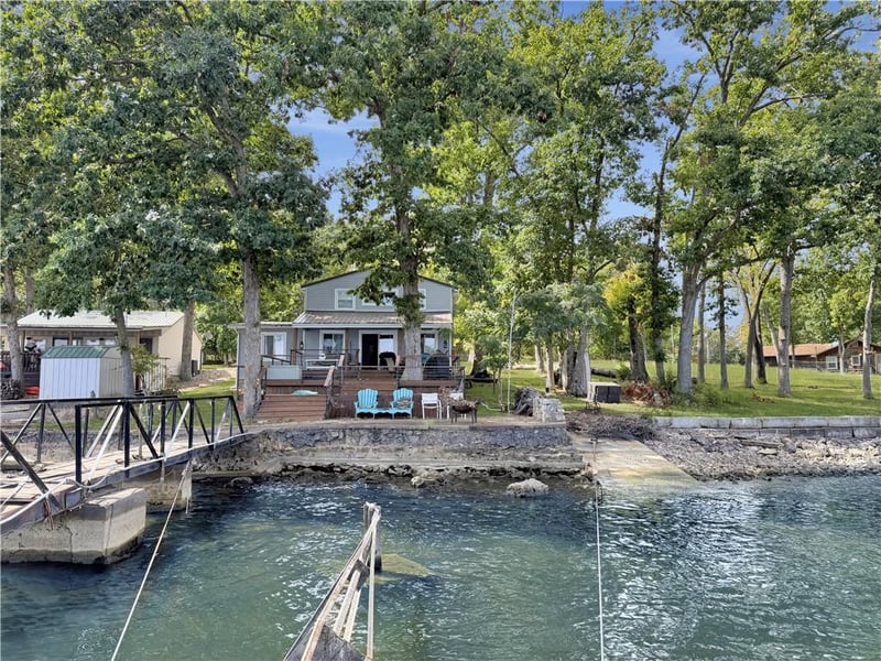 28987 E Gibson Point Rd, Gravois Mills, MO 65037