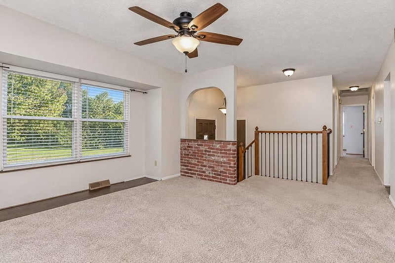 20213 E 16th St N, Independence, MO 64056