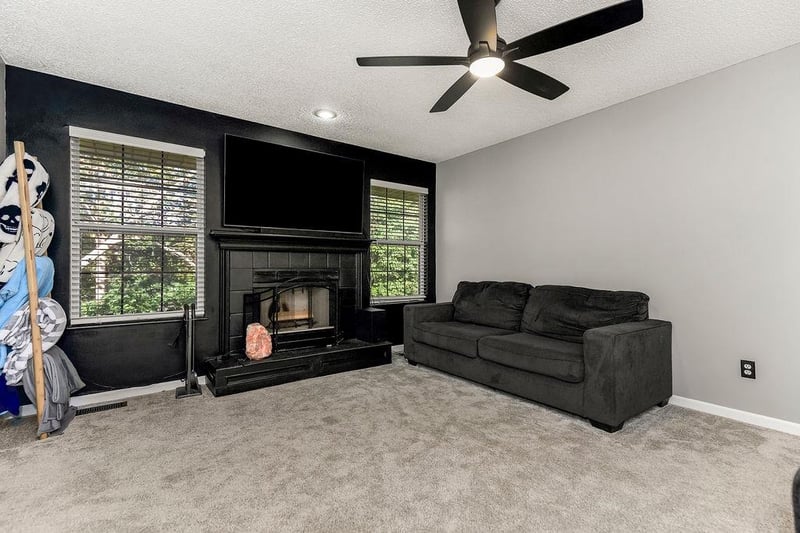 7224 N Pennsylvania Ave, Kansas City, MO 64118