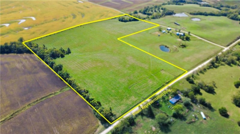 270 NE 50th St, Trenton, MO 64683