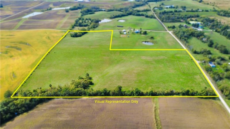 270 NE 50th St, Trenton, MO 64683