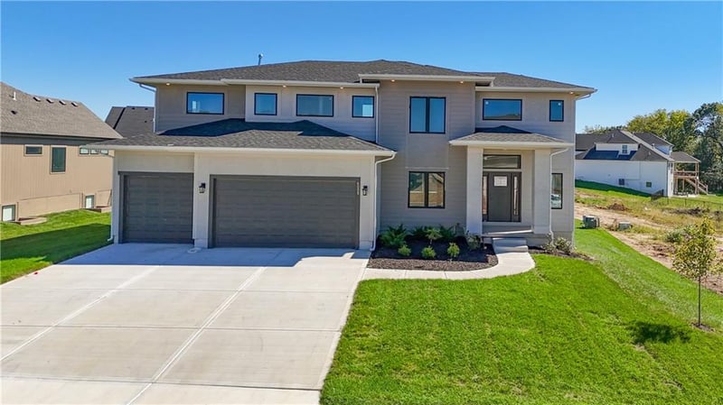 6009 Arapahoe St, Shawnee, KS 66226