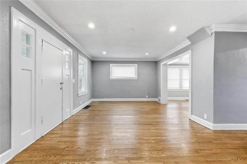 4404 Benton Blvd, Kansas City, MO 64130