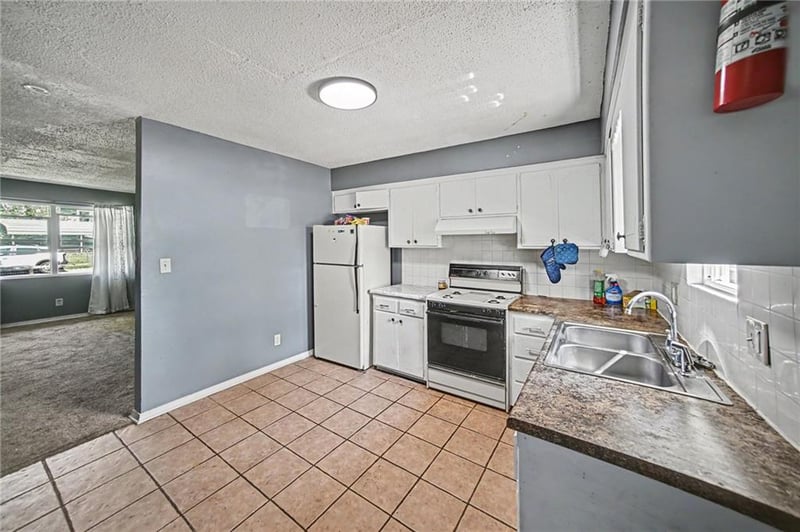 6109 Farrow Ave, Kansas City, KS 66104