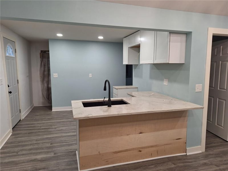 11814 E Roberts St, Sugar Creek, MO 64054