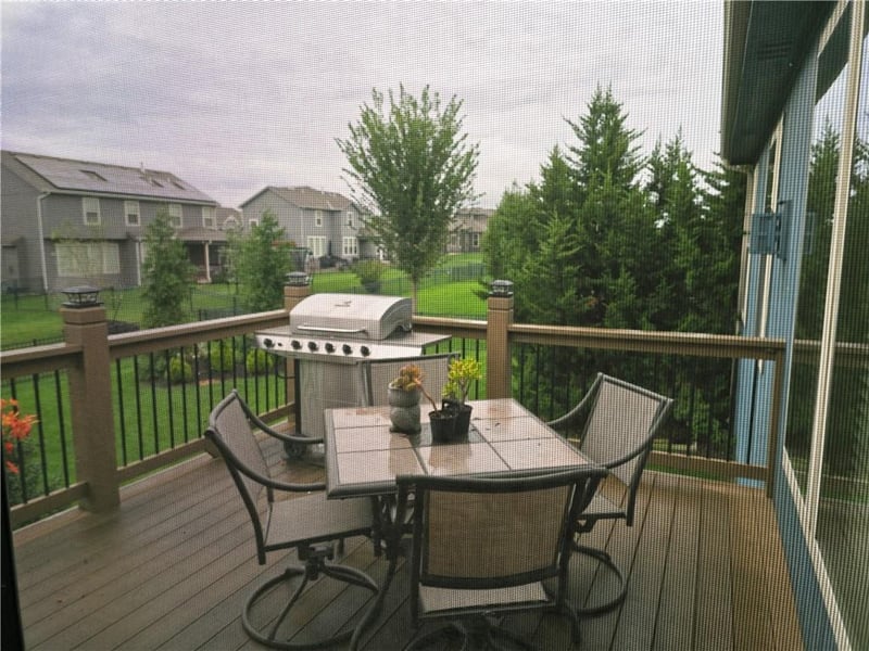 12073 S Pine St, Olathe, KS 66061