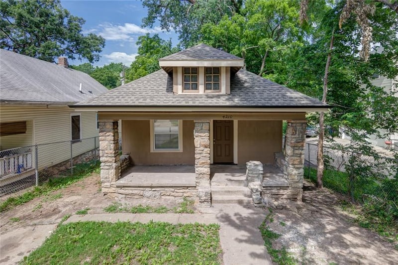 4210 Flora St, Kansas City, MO 64012