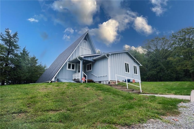22953 Highway E Hw, Forest City, MO 64451