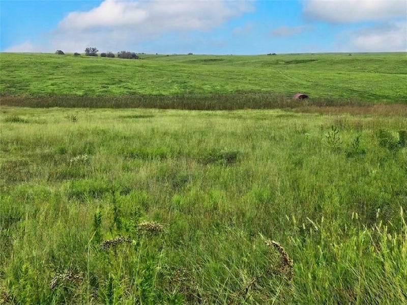 000 W Union Rd, Phillipsburg, KS 67661