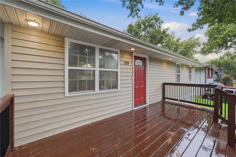 519 NE 98th Pl, Kansas City, MO 64155