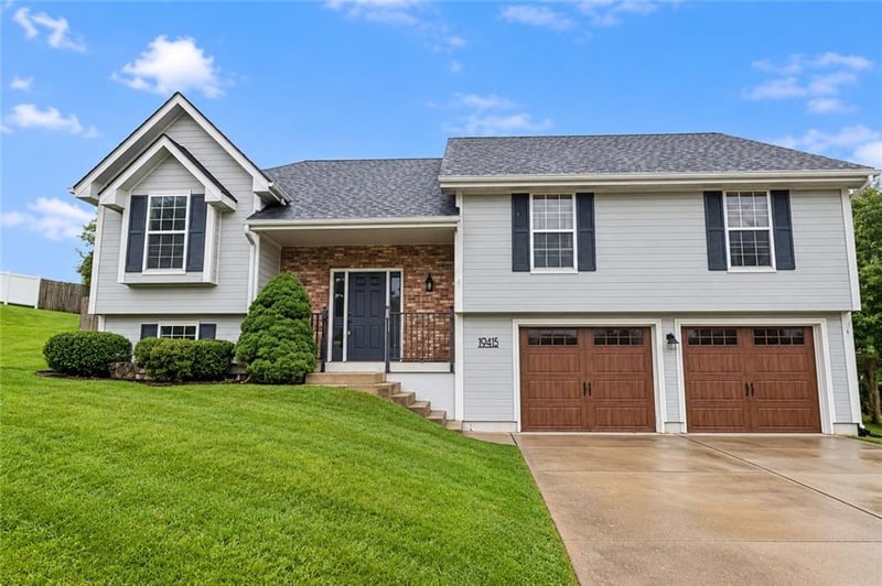 19415 E 13th St N, Independence, MO 64056