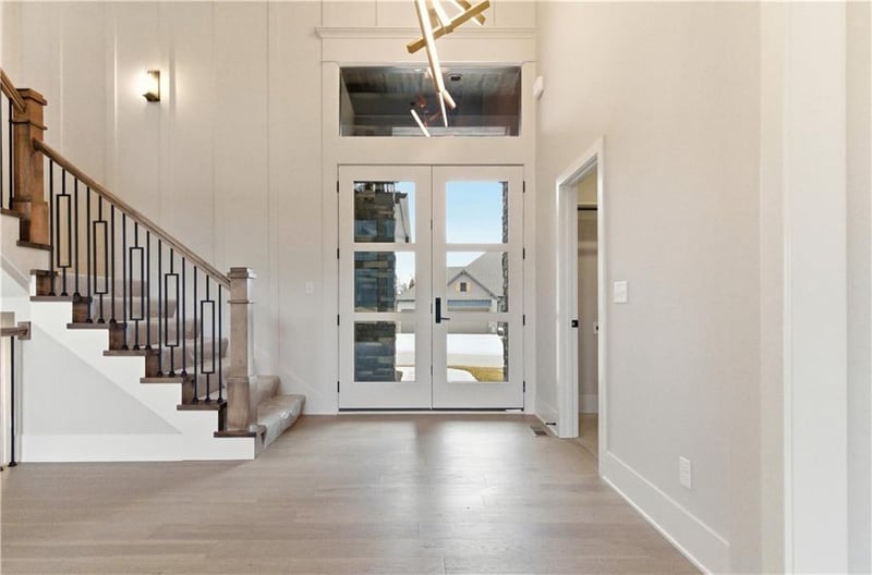2531 NE Woodland Oak Cir, Lee's Summit, MO 64086
