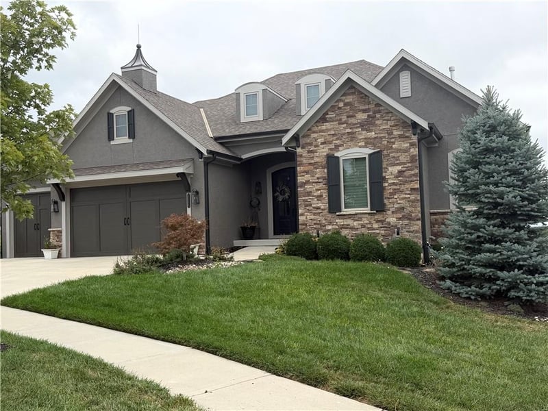 17225 Bradshaw St, Overland Park, KS 66283