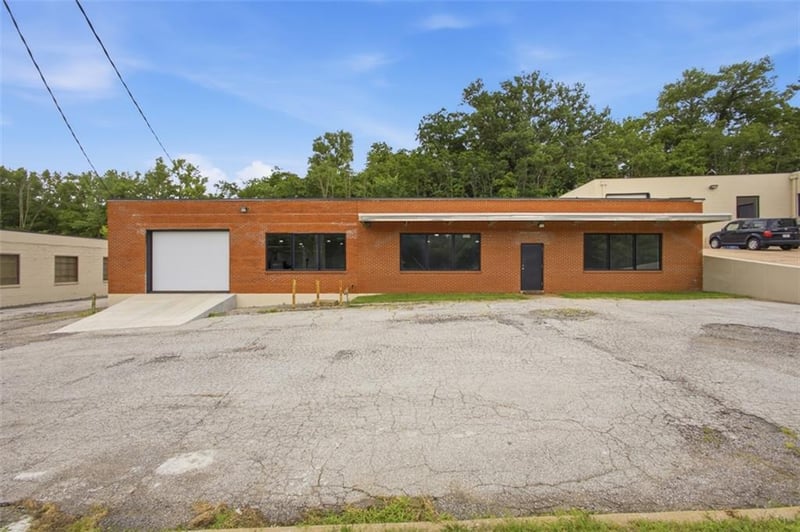 5629 Raytown Rd, Kansas City, MO 64133