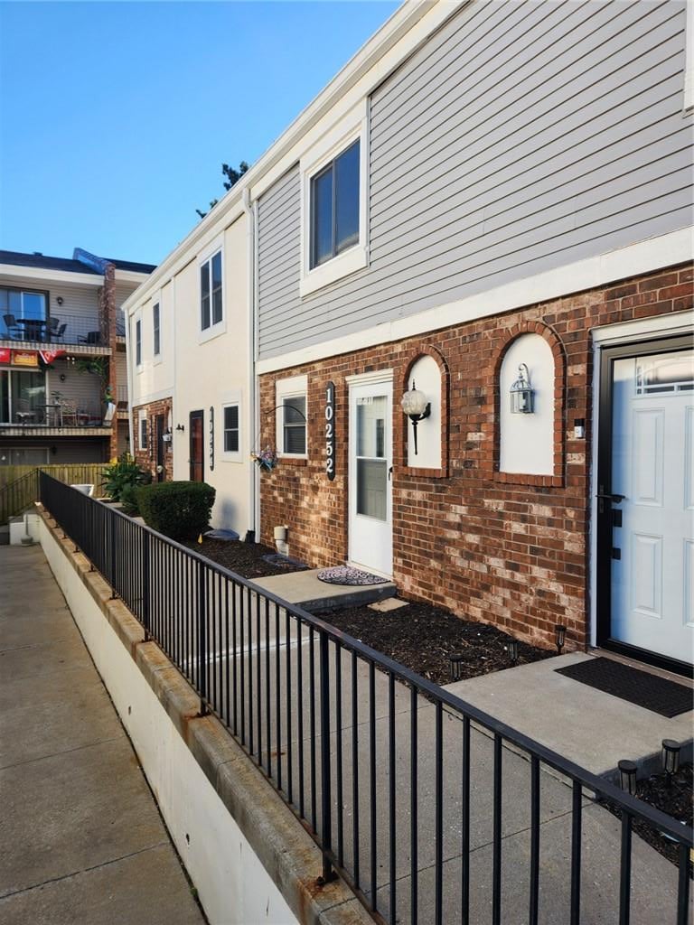 10252 W 96th Ter #146, Overland Park, KS 66212