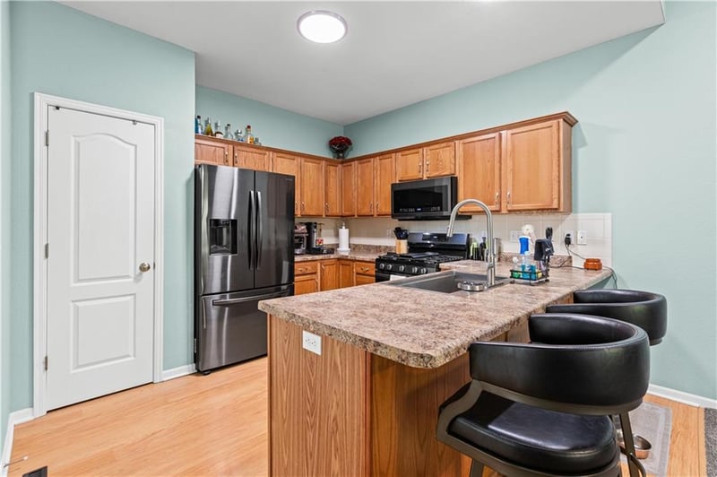 3514 NW 95th St, Kansas City, MO 64154