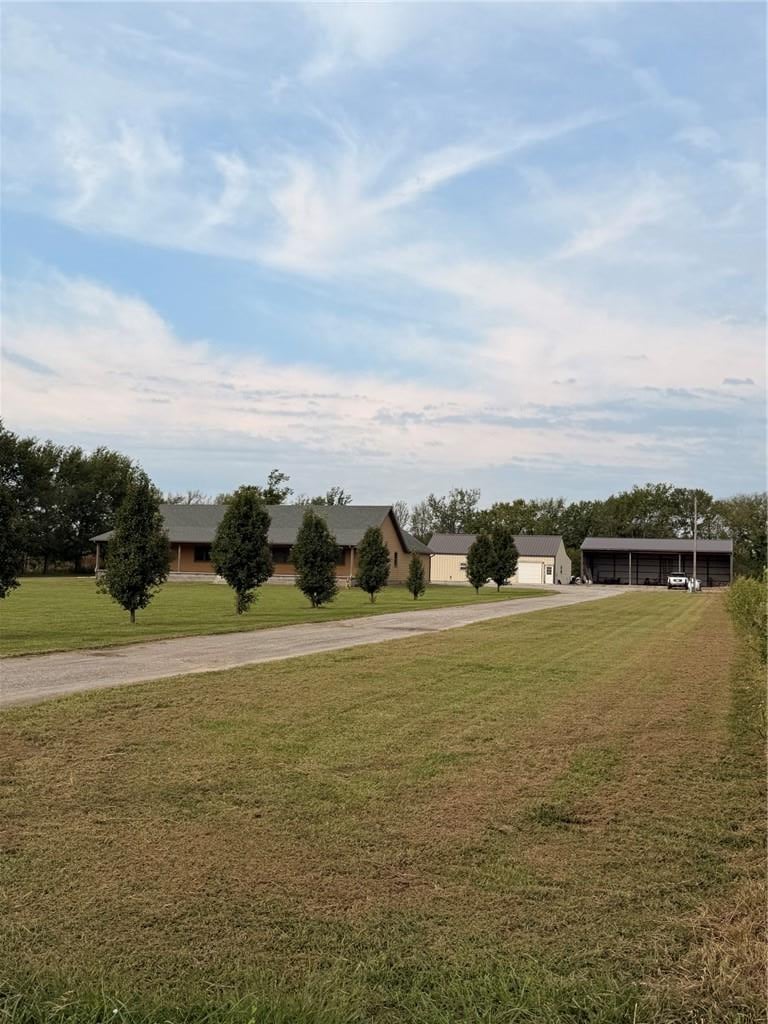 123 N 3 Hw, Girard, KS 66743