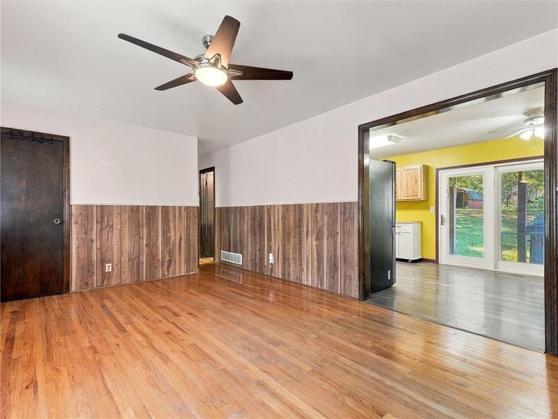 500 S Hunter St, Independence, MO 64050