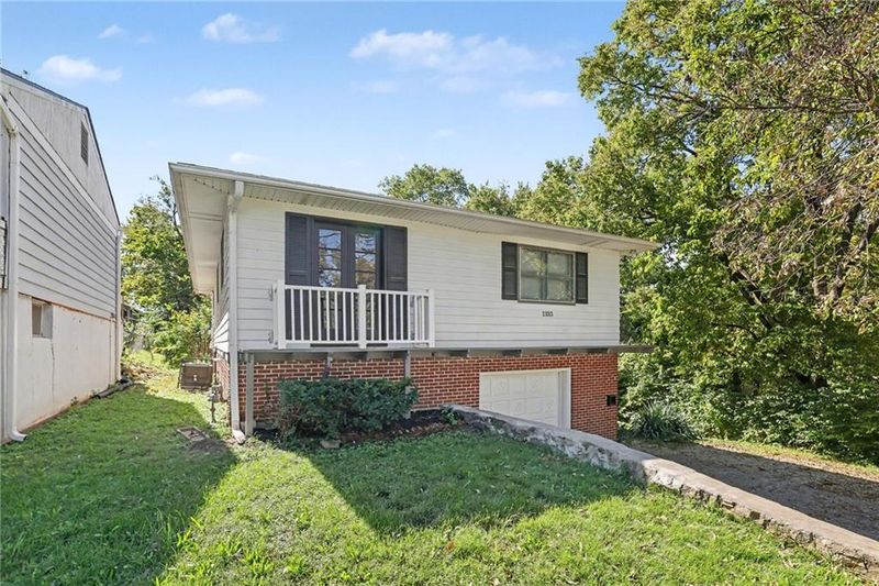 1333 E 84th Ter, Kansas City, MO 64131