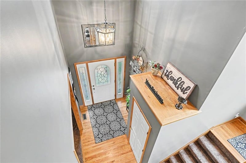 14275 142nd St, Bonner Springs, KS 66012
