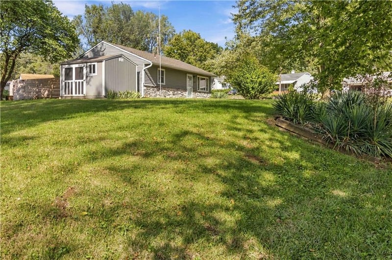 3706 Harmony Dr, Kansas City, KS 66106