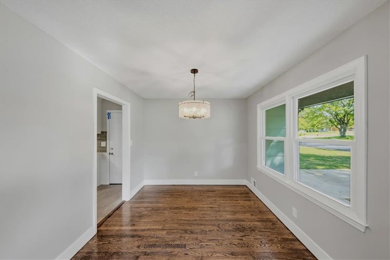 1704 E 79th St, Kansas City, MO 64131