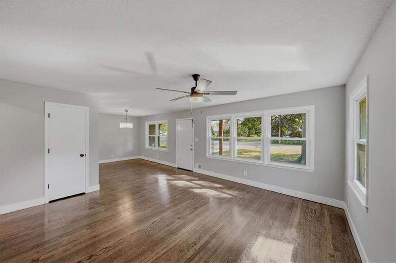 1704 E 79th St, Kansas City, MO 64131