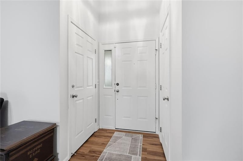 15724 Travis St, Overland Park, KS 66223