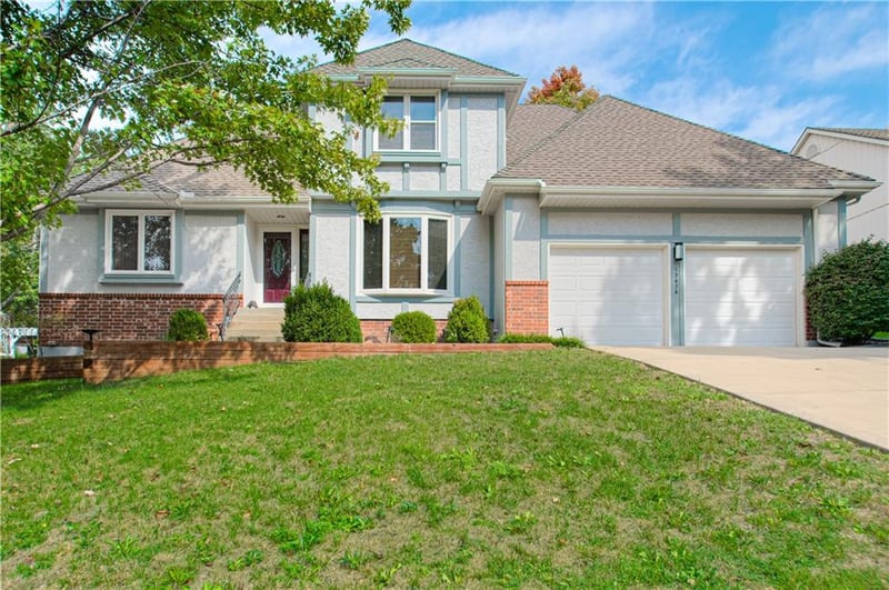 13636 W 75 Pl, Lenexa, KS 66216