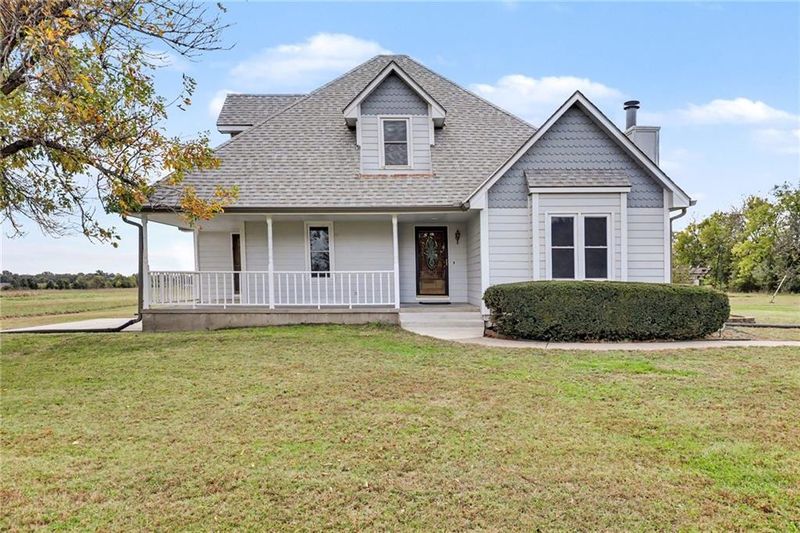26503 283rd St, Harrisonville, MO 64701