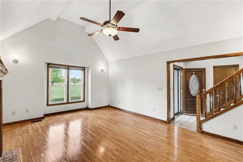 26503 283rd St, Harrisonville, MO 64701