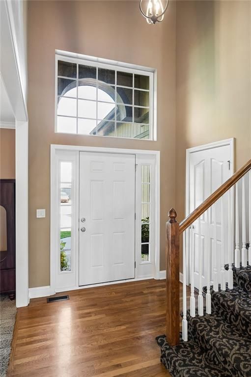 541 E Mockingbird St, Gardner, KS 66030