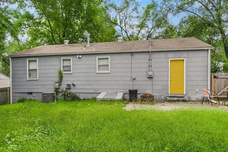 11604 E 55th St, Raytown, MO 64133