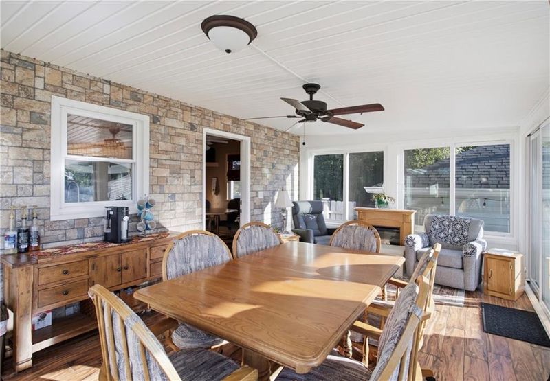 740 N 141st St, Bonner Springs, KS 66012