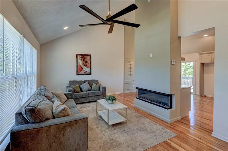 626 S Walnut St, Gardner, KS 66030