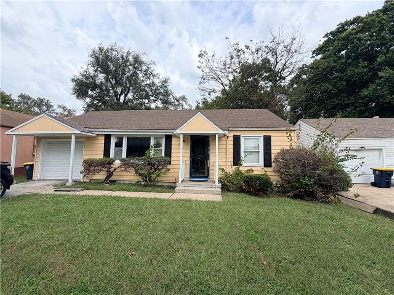 3004 102nd Rd, Kansas City, MO 66418