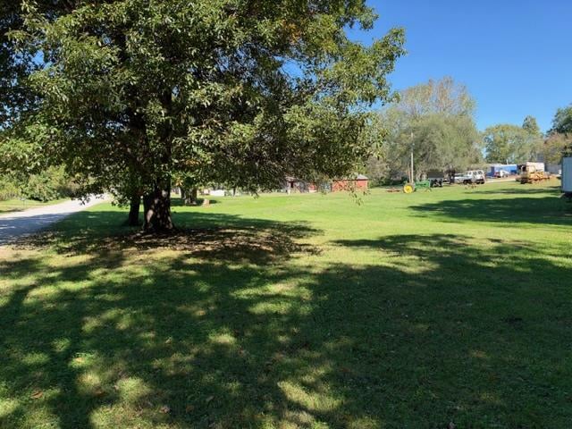 1001 N Jerry Ave, Raymore, MO 64083