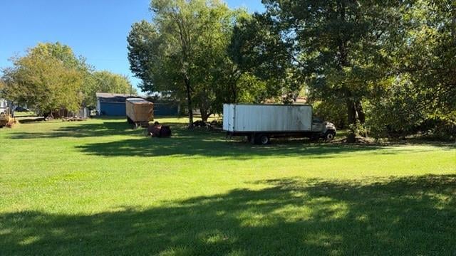 1003 N Jerry Ave, Raymore, MO 64083