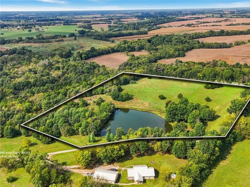 Betty Jane Rd, Kingston, MO 64650