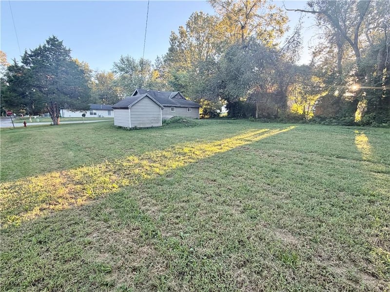 306 E Fort Scott St, Butler, MO 64730