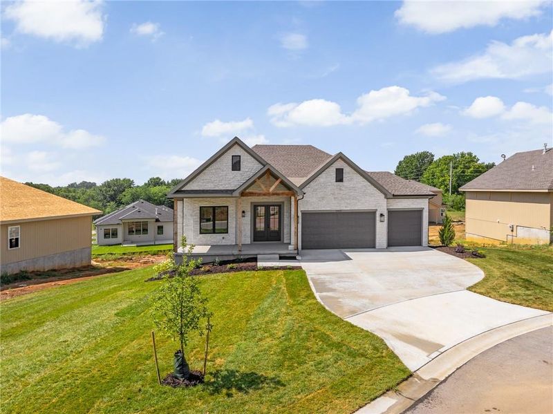 24621 W 60th Ter, Shawnee, KS 66226