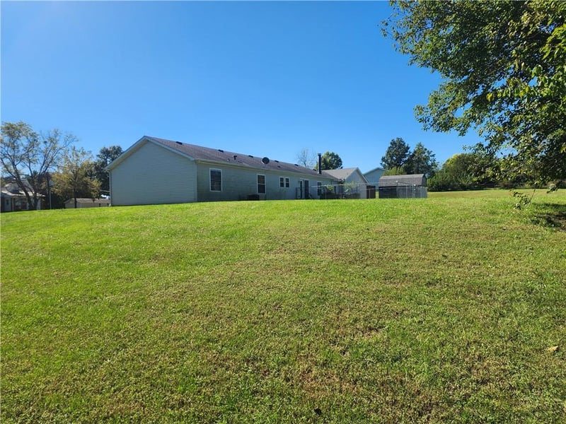 516 W Saint Joseph Ave, Stewartsville, MO 64490