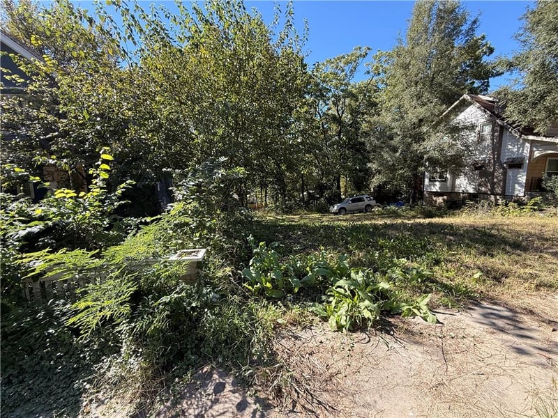 4326 Wayne Ave, Kansas City, MO 64110