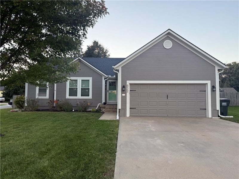 532 W Martin St, Edgerton, KS 66021