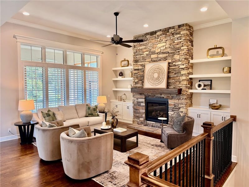 9341 Linden Reserve Dr, Prairie Village, KS 66207
