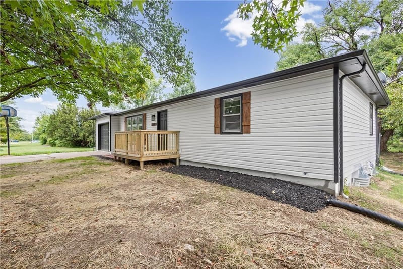 3508 Woodland Dr, Columbia, MO 65202